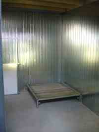 Boxs intérieurs des chiens